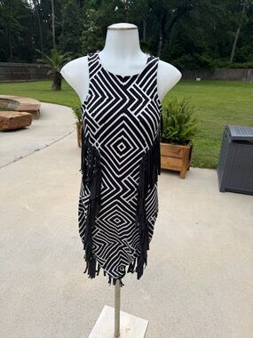 NWT Black & White Geometric Fringe Tank Dress med